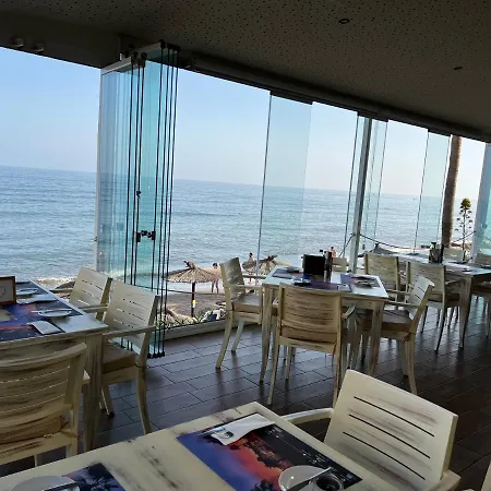 Mansion Beachfront - With Sea Views *