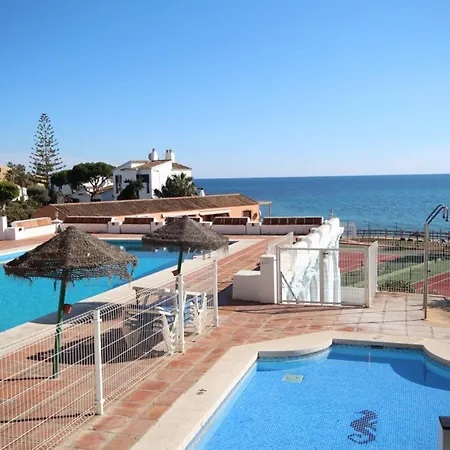 Mansion Beachfront - With Sea Views Sitio de Calahonda